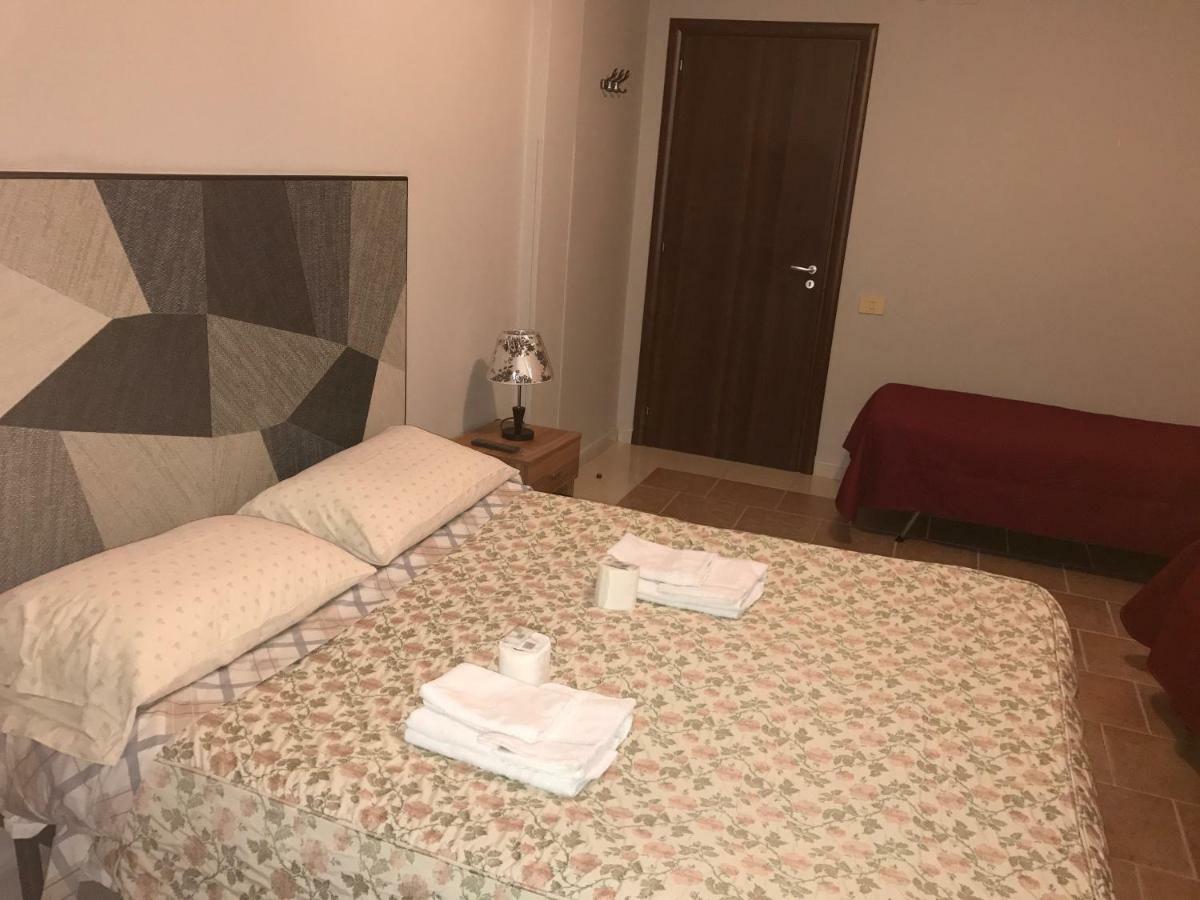 B&B Margherita Crotone Eksteriør bilde